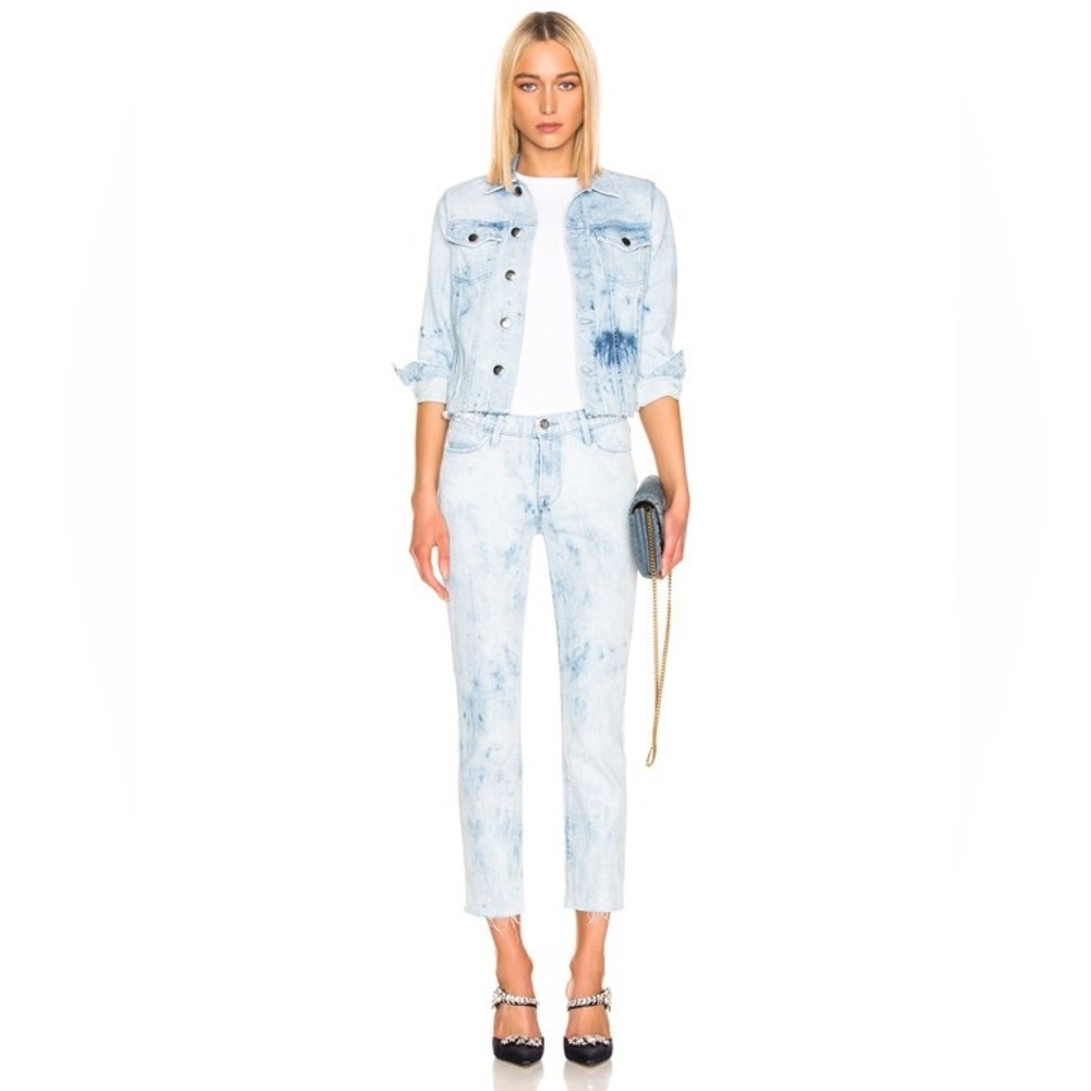NWT Frame Le High Straight Raw Hem Jean in Cloud Wash size 27
